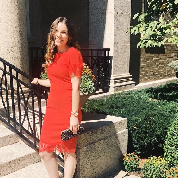 Meet your Posher, Sarah - Picture 2 of 2